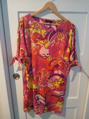 Trina Turk  Womens dress  M